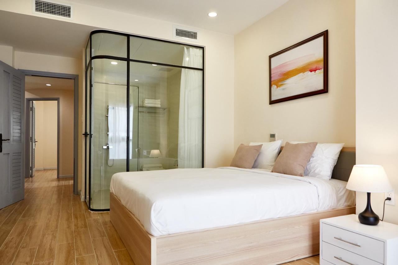 8b 3* Ho Chi Minh City